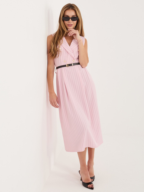Jasnoróżowa garniturowa sukienka w paski