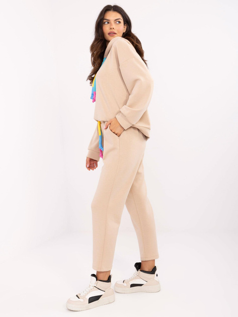 Hurt Beżowy dwuczęściowy komplet z szerokimi troczkami