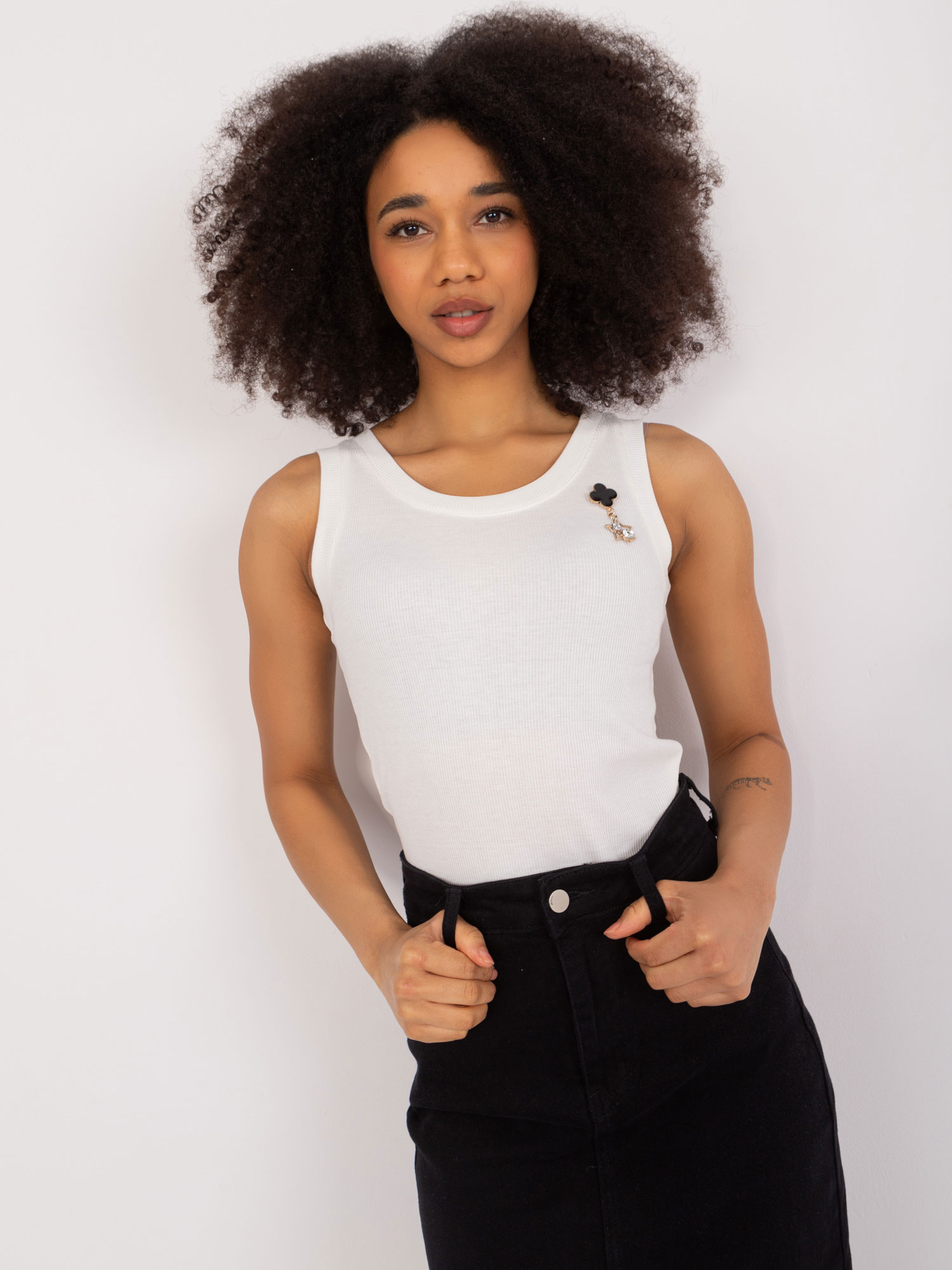 Ecru wholesale ribbed sleeveless top.