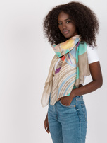 Beżowa cienka chusta ze wzorem