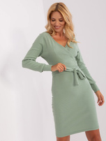 Hurt Pistacjowa bodycon sukienka basic z paskiem Dolce RUE PARIS