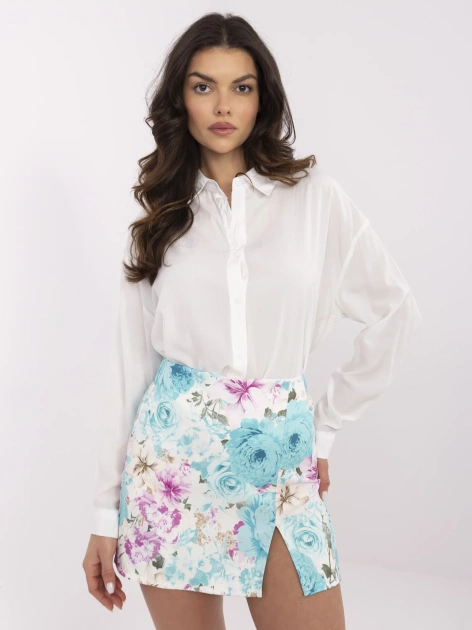 Miętowo-ecru spódnico-szorty z gumą w pasie