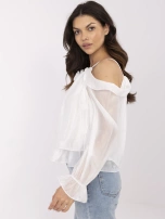 Biała bluzka hiszpanka z falbankami przy rękawach