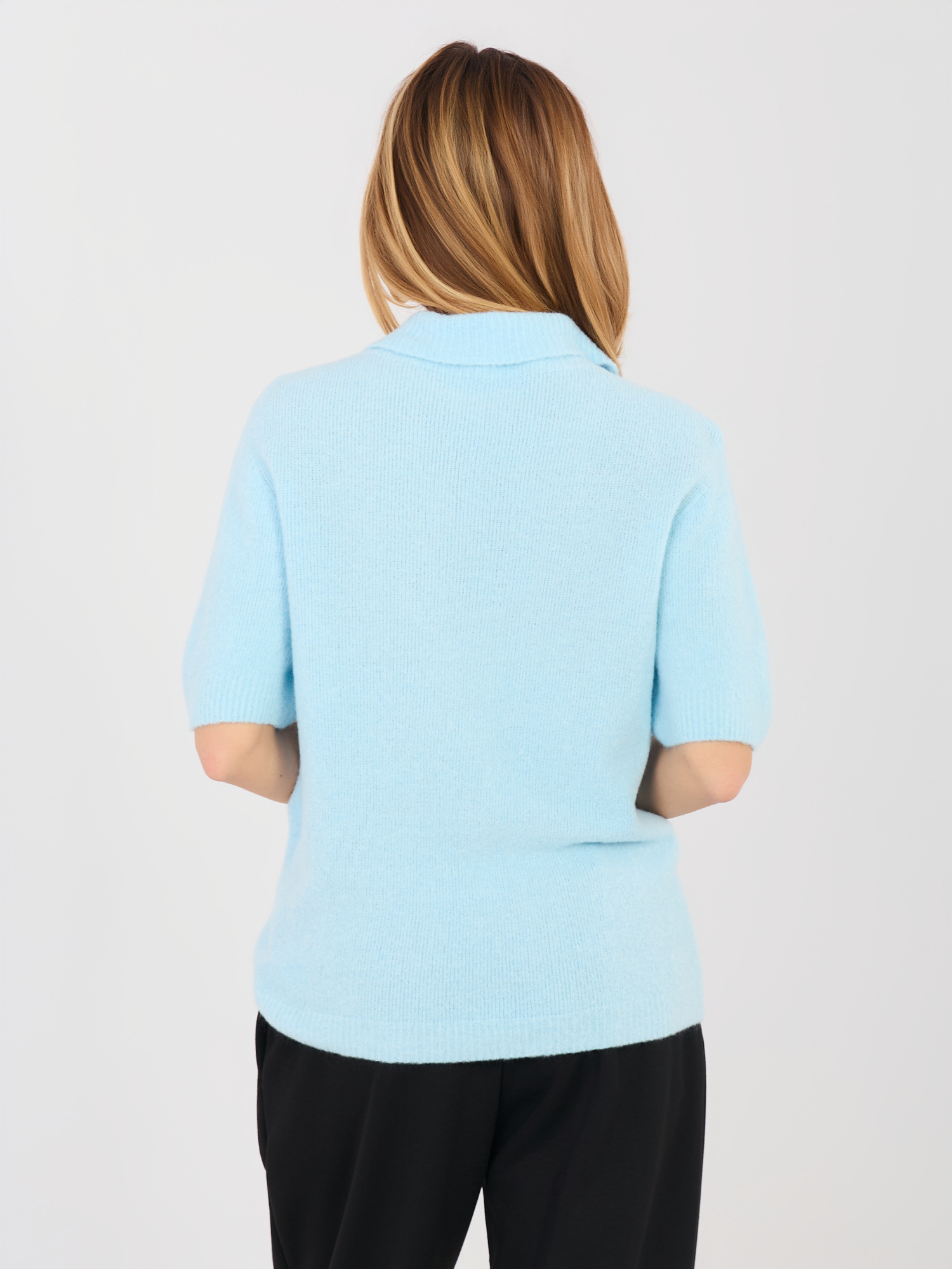 Sweter jasny niebieski