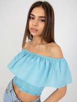 Hurt Šviesiai mėlyna trumpa bluzonė hiszpanka su volanu.