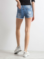 Niebieskie szorty jeansowe z perłami