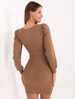 Camelowa sukienka bodycon w prążek RUE PARIS 