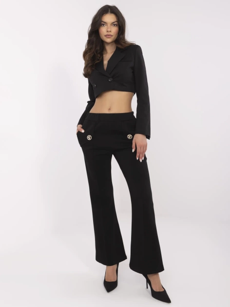 Czarne dresowe spodnie dzwony z wiskozą