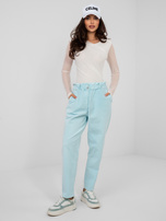 Pastelowe niebieskie sztruksowe spodnie paperbag z bawełny