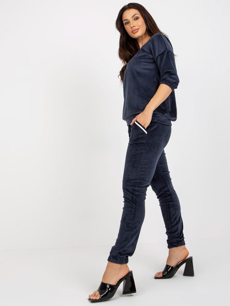 Hurt Granatowy damski komplet welurowy z rękawem 3/4