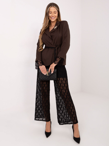 Czekoladowa marynarka z koronkowymi wstawkami