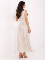 Light beige summer dress with pockets.