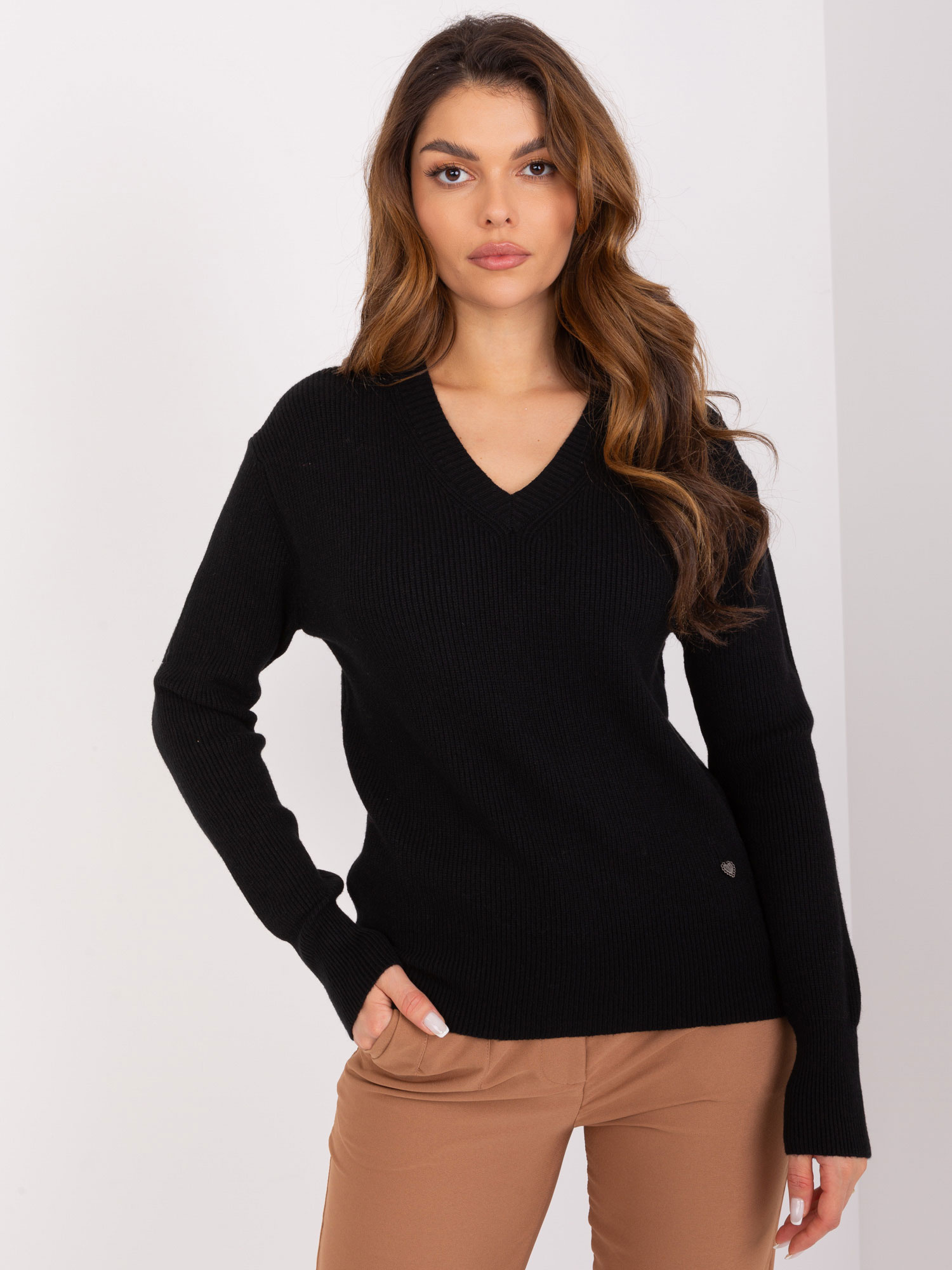 Sweter czarny