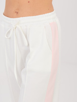  Ecru dwuczęściowy komplet z lampasami RUE PARIS 