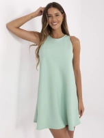 Pistacjowa koktajlowa sukienka bez rękawów 