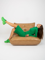 Hurt Zielona damska sukienka prążkowana basic na co dzień