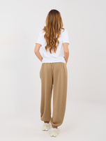 Ciemnobeżowe spodnie z miękkiego materiału