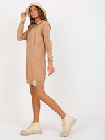 Hurtownia Camelowa dresowa sukienka basic z bawełny