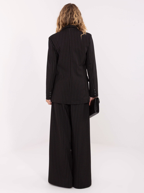 Czarna marynarka z poduszkami na ramionach RUE PARIS