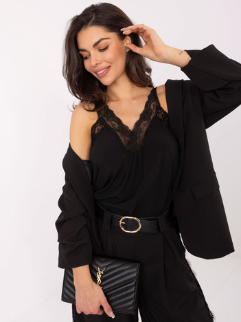 Czarny rozkloszowany top na ramiączkach