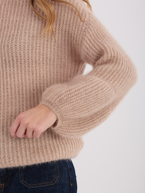 Beżowy damski sweter z długim rękawem