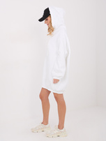 Ecru dresowa sukienka oversize z kieszeniami