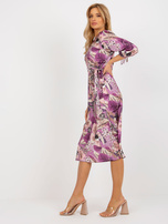 Hurt Fioletowa midi sukienka koktajlowa w kwiaty z wiązaniem