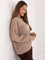 Ciemnobeżowa bluza z okrągłym dekoltem 
