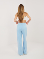 Jasnoniebieskie dresowe spodnie z prostą nogawką 