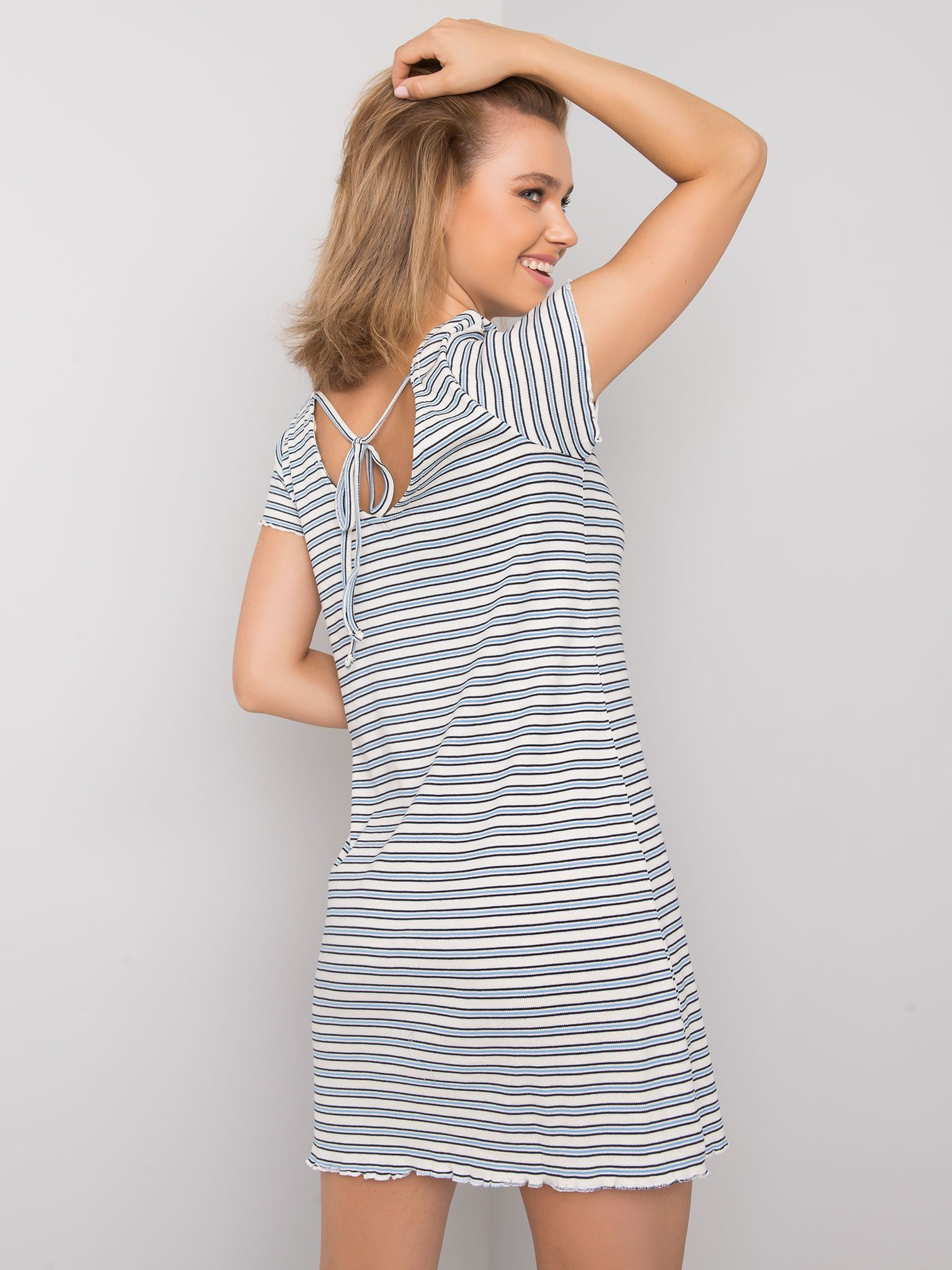 Weiß-blaues Kleid Trina KENNEN SIE MICH NICHT.