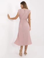 Dusty pink pleated dress for summer.