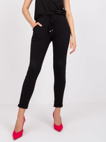 Czarne spodnie Approachable