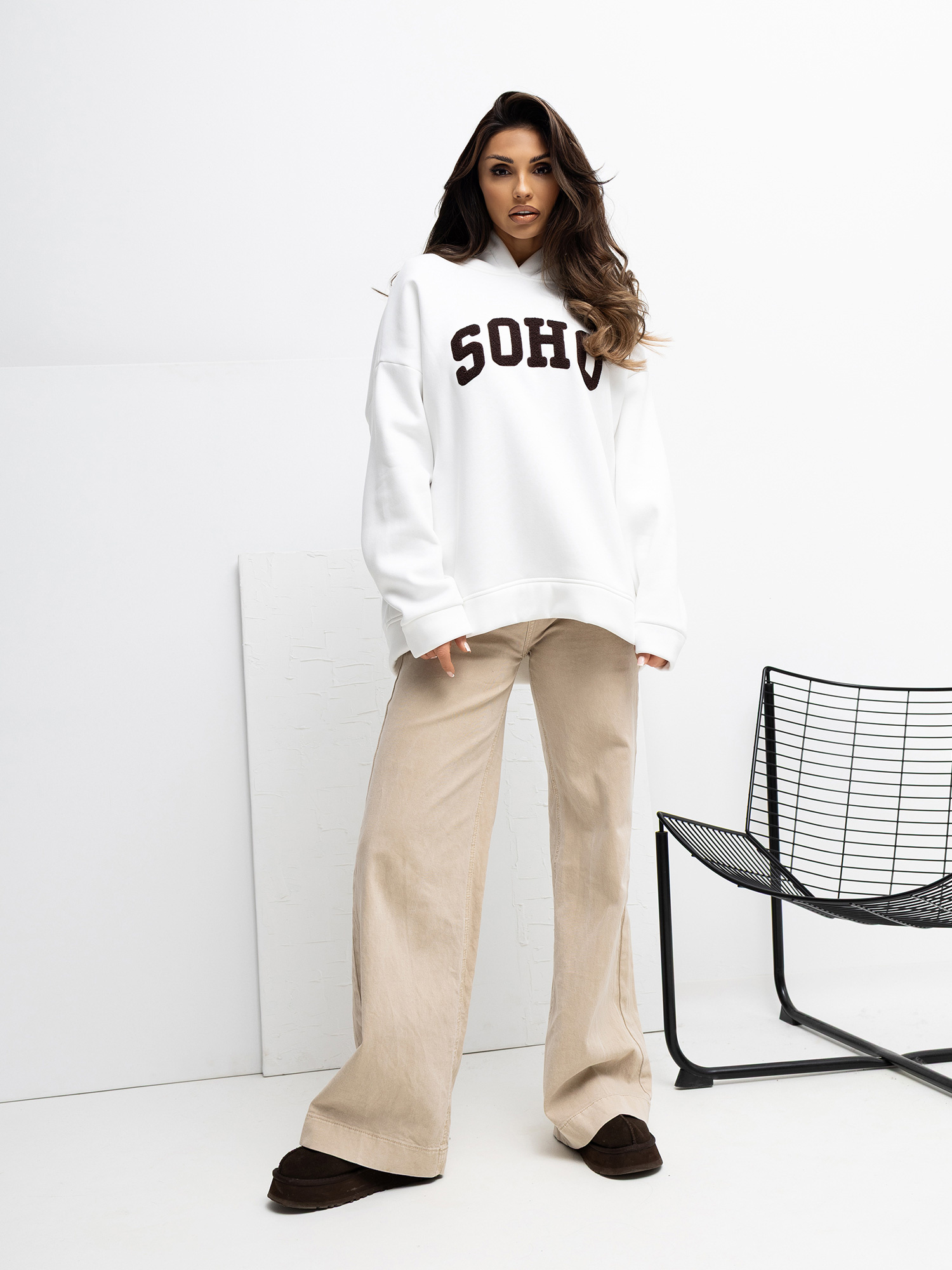 Ecru bluza oversize z naszywką RUE PARIS 
