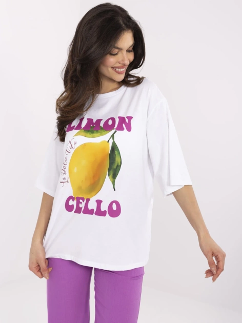 Hurtownia Biały damski t-shirt oversize z nadrukiem
