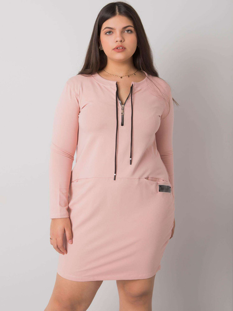 Brudnoróżowa sukienka plus size z kieszeniami Alessia