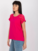 Fuksjowa bluzka z koronką na rękawach RUE PARIS