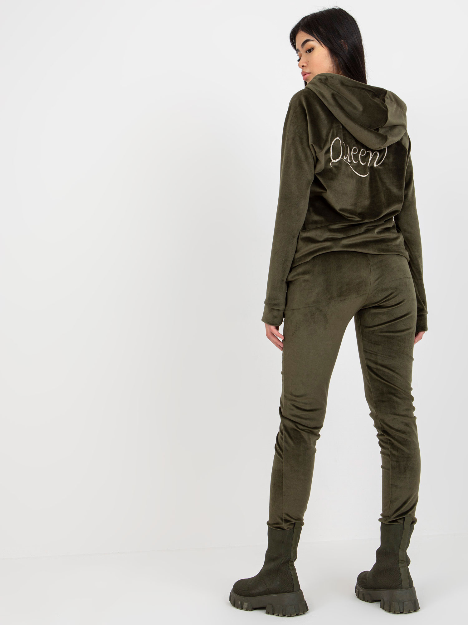 Hurtownia Khaki damski komplet welurowy z bluzą rozpinaną