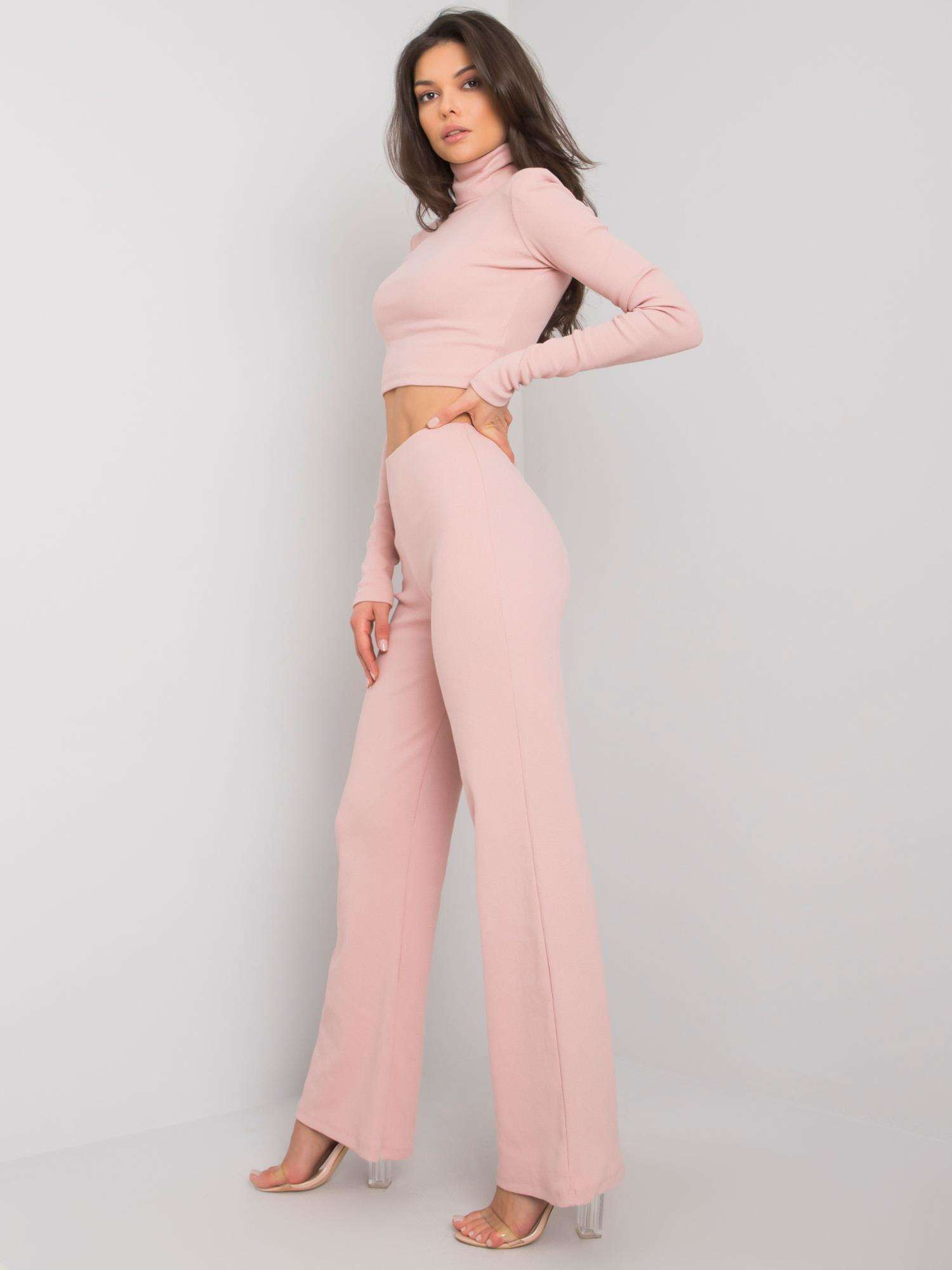 Schmutzig-rosa Set mit Hosen Juberri RUE PARIS.