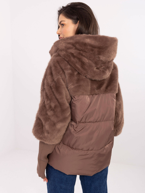 Brązowa zimowa kurtka z odpinanymi ściągaczami
