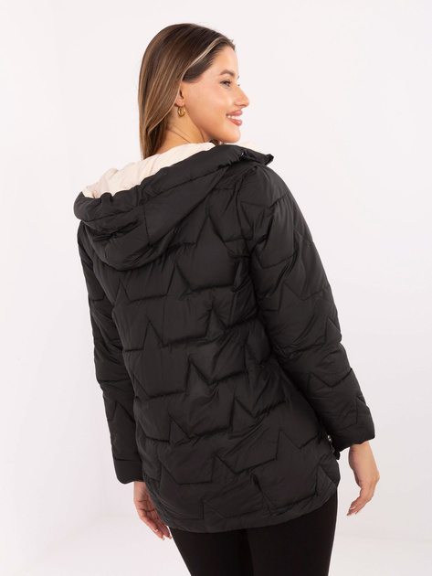 Czarna pikowana kurtka z suwakiem