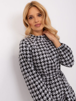 Hurt Biało-czarna midi sukienka dzianinowa w pepitkę