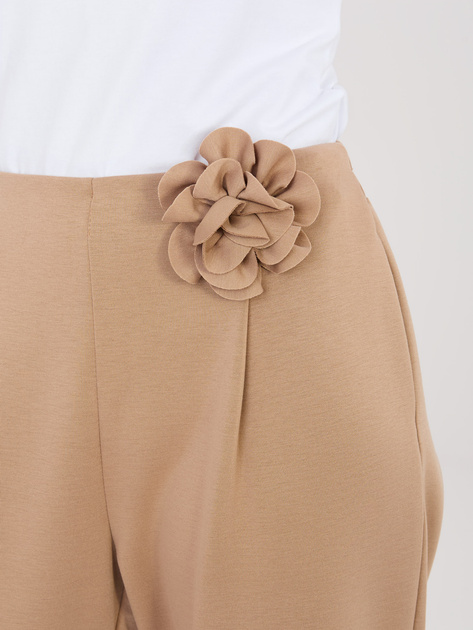 Ciemnobeżowe dresowe spodnie w eleganckim stylu