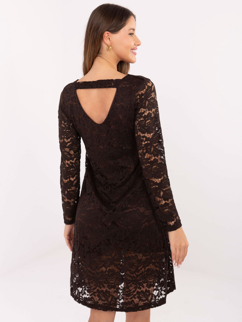 Brązowa koronkowa sukienka z dekoltem na plecach