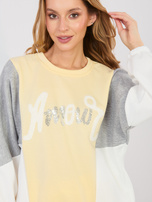 Pastelowy żółty dresowy komplet z cekinami RUE PARIS 