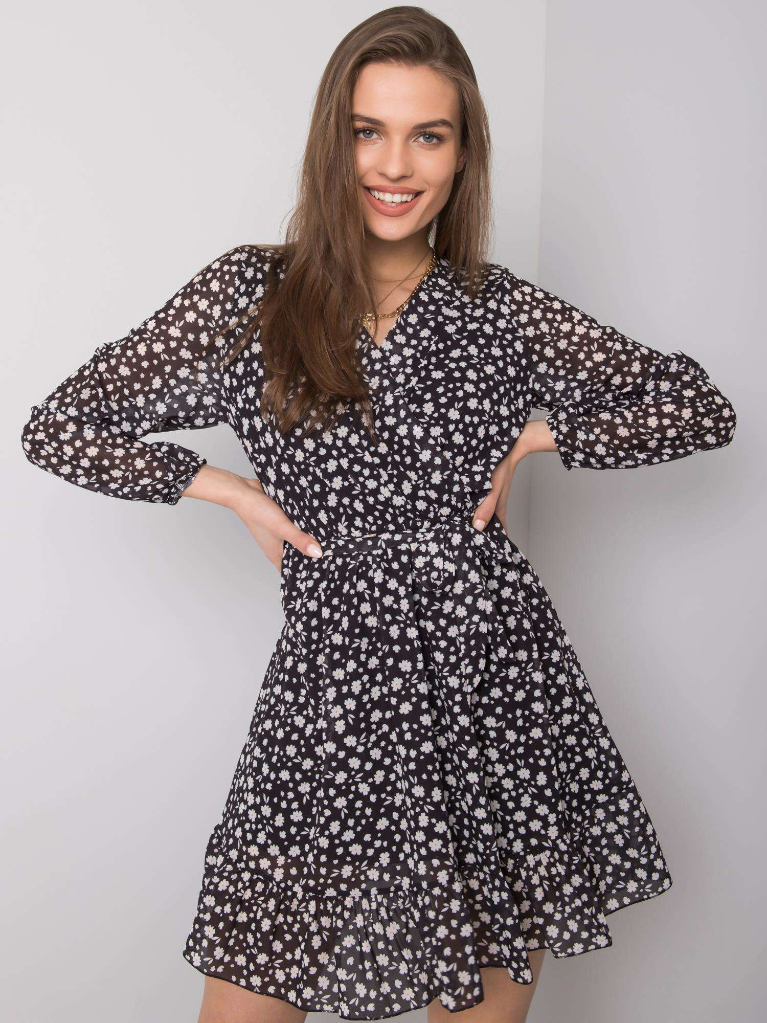 Czarna sukienka z falbaną Eunika OCH BELLA