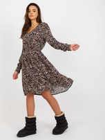 Hurt Czarna rozkloszowana midi sukienka z printami FRESH MADE