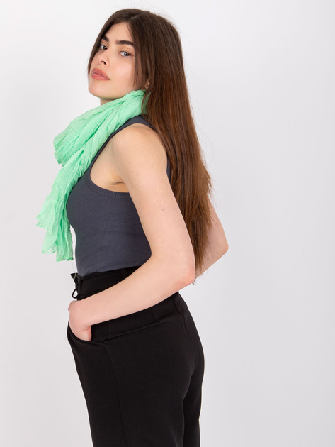 Jasnozielona chusta damska z wiskozy