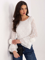 Ecru koronkowa bluzka z rozkloszowanymi rękawami 