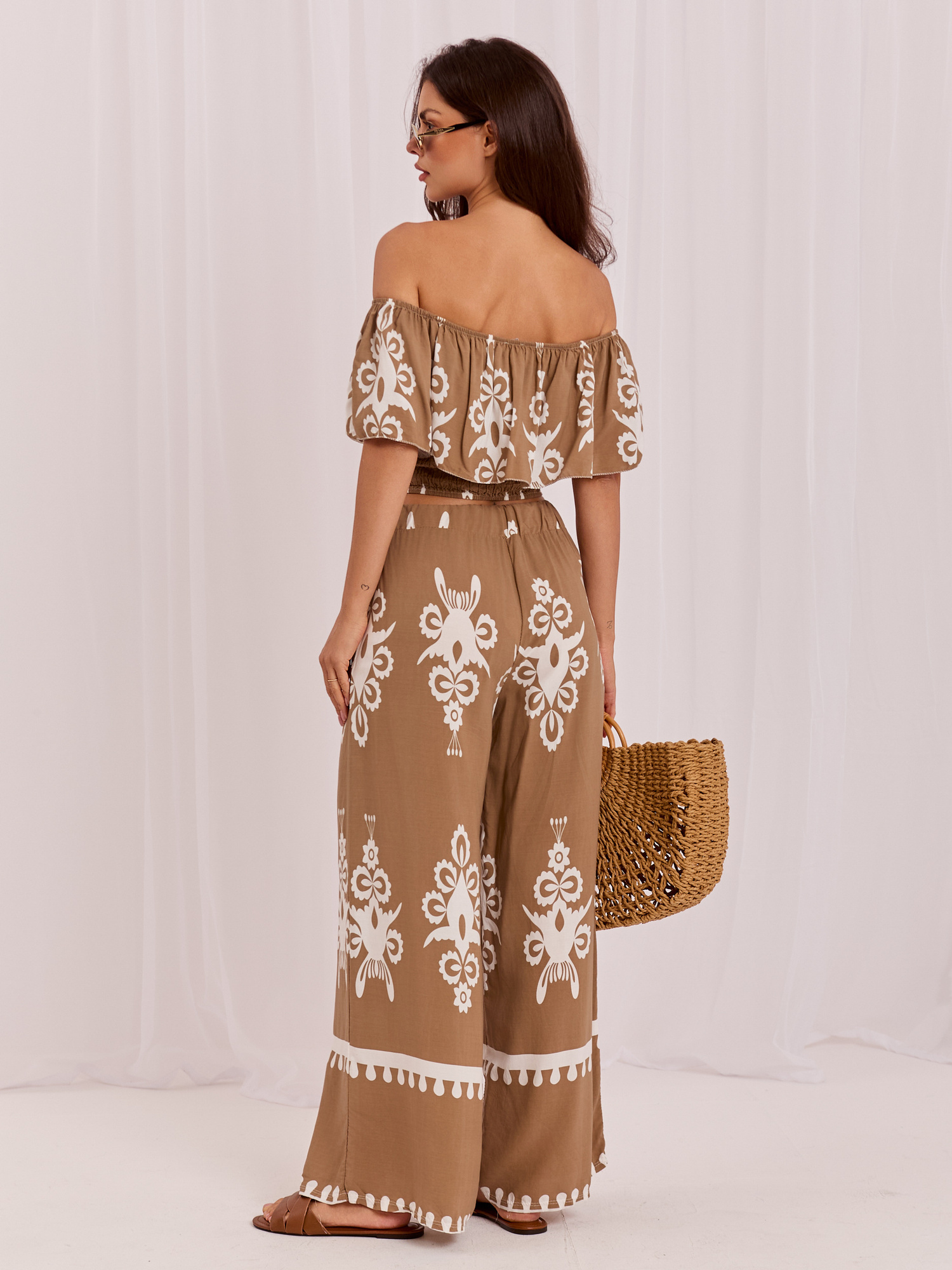 Dark beige summer set with pants.