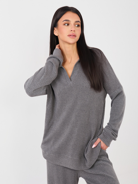 Ciemnoszary dzianinowy komplet w prążek